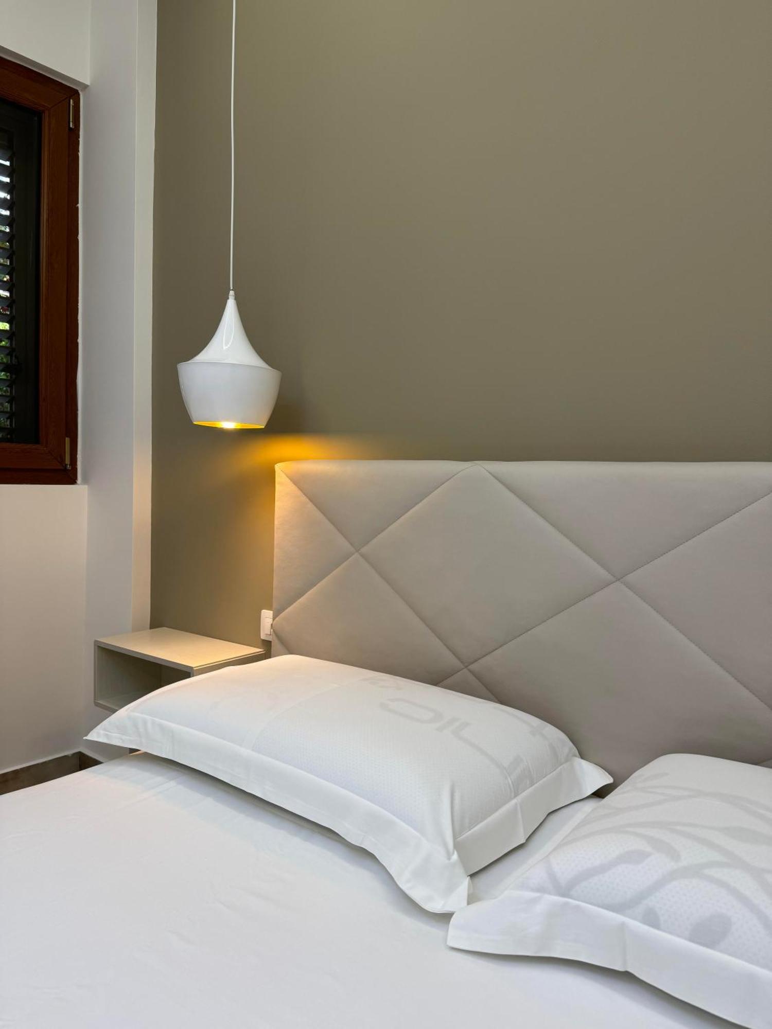 Guest Room Angolo Toscano Vlorë Esterno foto