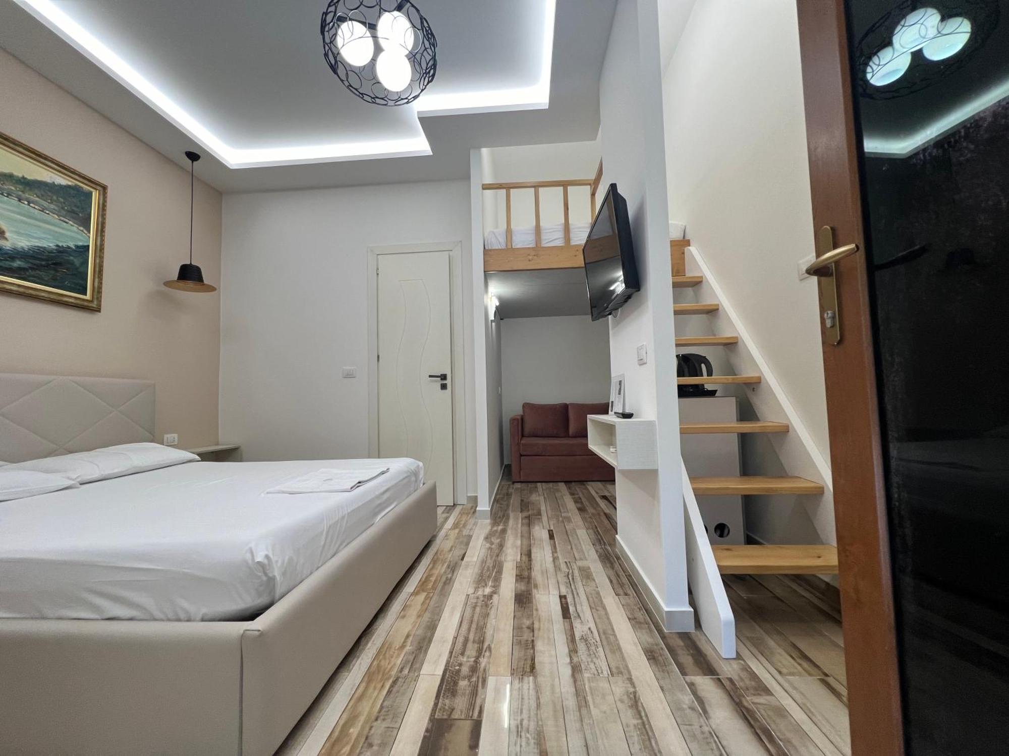 Guest Room Angolo Toscano Vlorë Esterno foto