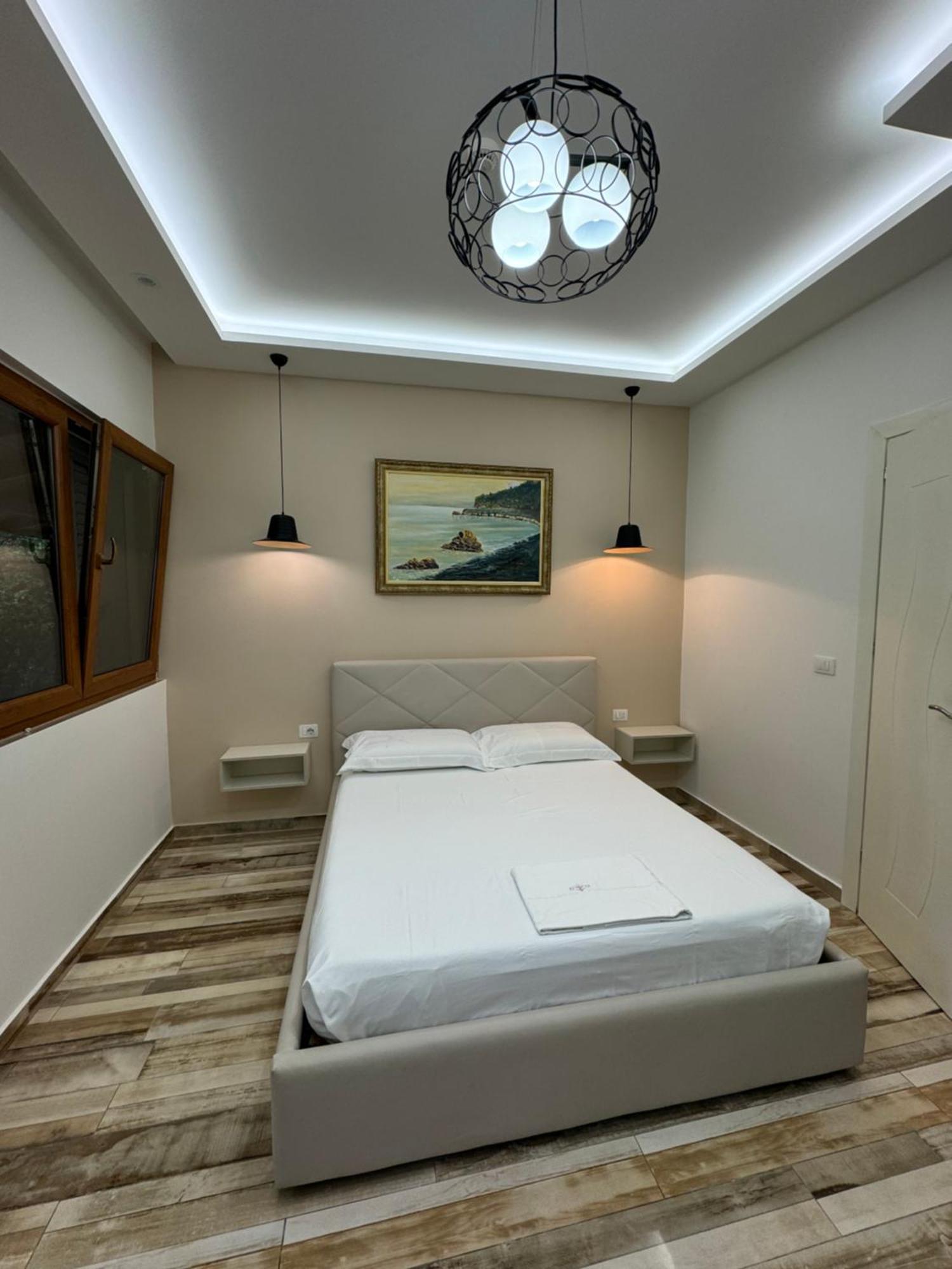 Guest Room Angolo Toscano Vlorë Esterno foto